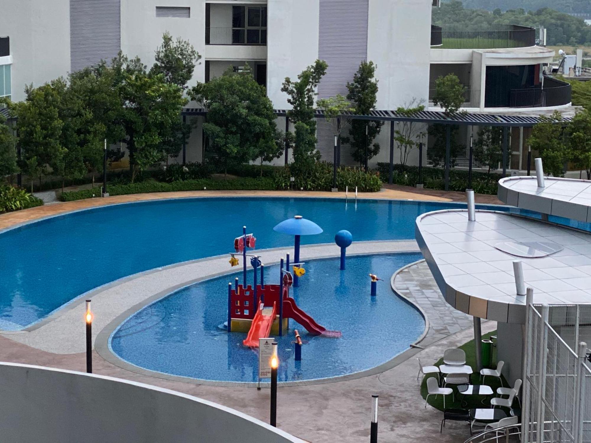 Legoland: Themed Family House at Puteri Harbour Apartment Johor Bahru Exterior photo