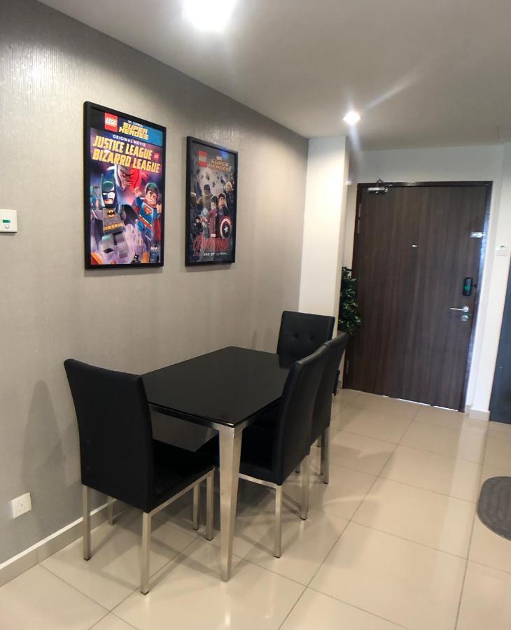 Legoland: Themed Family House at Puteri Harbour Apartment Johor Bahru Exterior photo